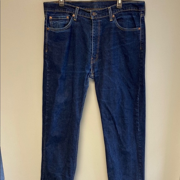 Levi's “505” Blue Straight-Leg Jeans with Classic Indigo Hue (38x32) - Picture 1 of 8